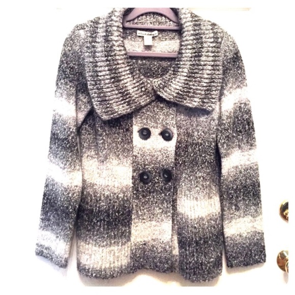 Telluride clothing Gray & white striped Cardigan - Picture 2 of 5